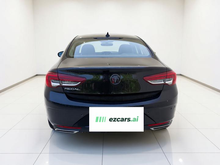 Regal 2020 552T Luxury photo 3