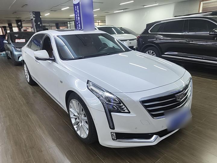 CT6 2017 28T Leading photo 3