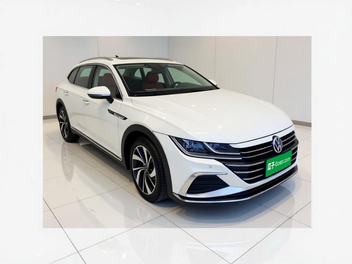 FAW-Volkswagen CC 2023 330TSI photo 3