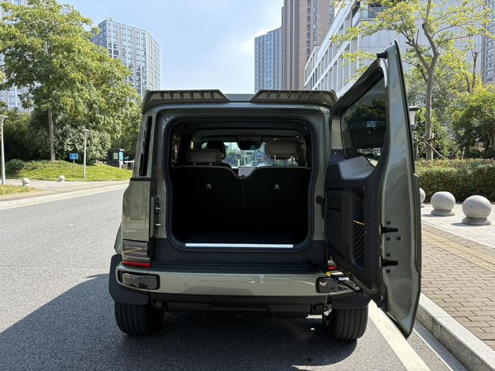 iCAR-Class V23 2025 501 AWD ADAS photo 8