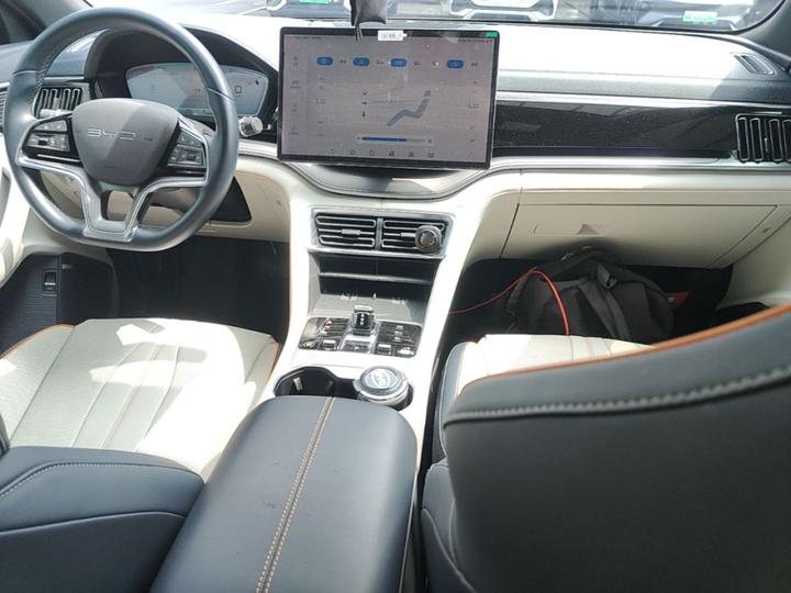 Song PLUS EV 2023 Champion DM-i 150KM Flagship PLUS 5G photo 5