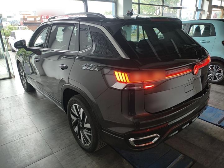 Tayron 2023 Facelift 380TSI AWD R-Line photo 4