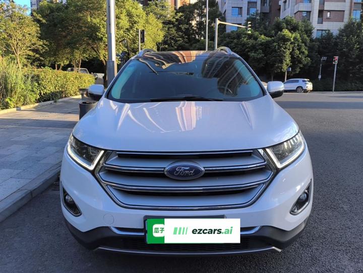 Edge 2016 EcoBoost 245 AWD 7-Seater photo 2