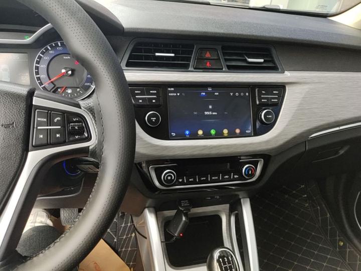 Vision X3 2017 1.5L MT Elite photo 4