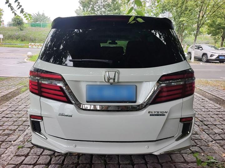 Elysion 2019 2.0L Hybrid Supreme photo 3
