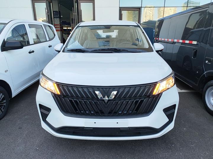 Wuling 2022 1.5L MT Elite photo 2