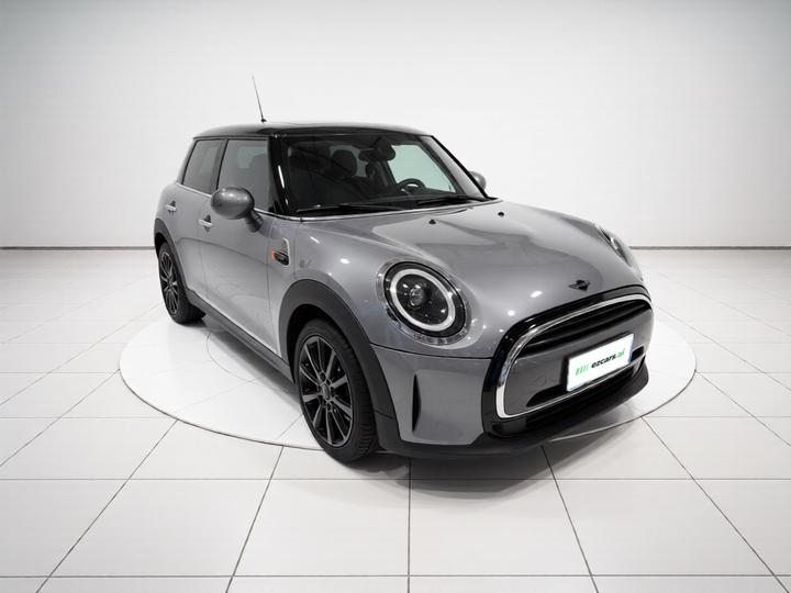 2022 Facelift 1.5T ONE 5-Door PLUS photo 3