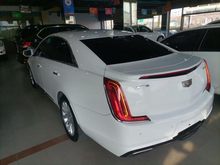 XTS 2018 28T Elite photo 4