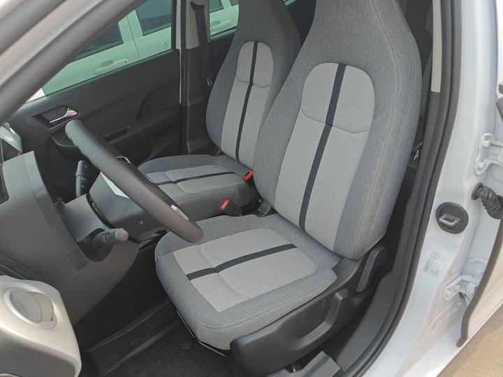 EV EV2 2023 201km Luxury photo 7