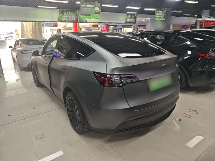 Model Y 2022 Facelift RWD photo 4