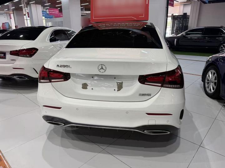 A-Class 2022 Facelift A 200 L Sport Dynamic photo 4
