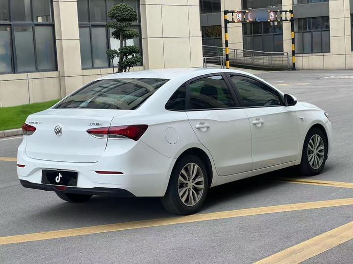 Excelle 2021 1.3T AT Mild Hybrid Elite photo 4