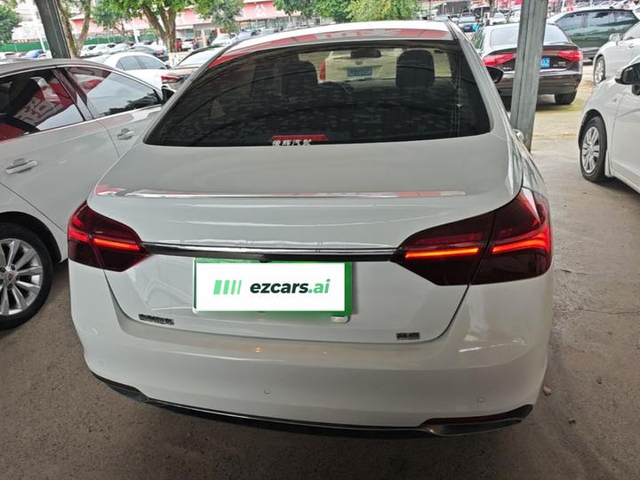 Emgrand 2020 1.5L CVT photo 5