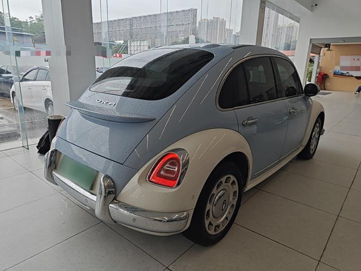 2023 401km Premium photo 4