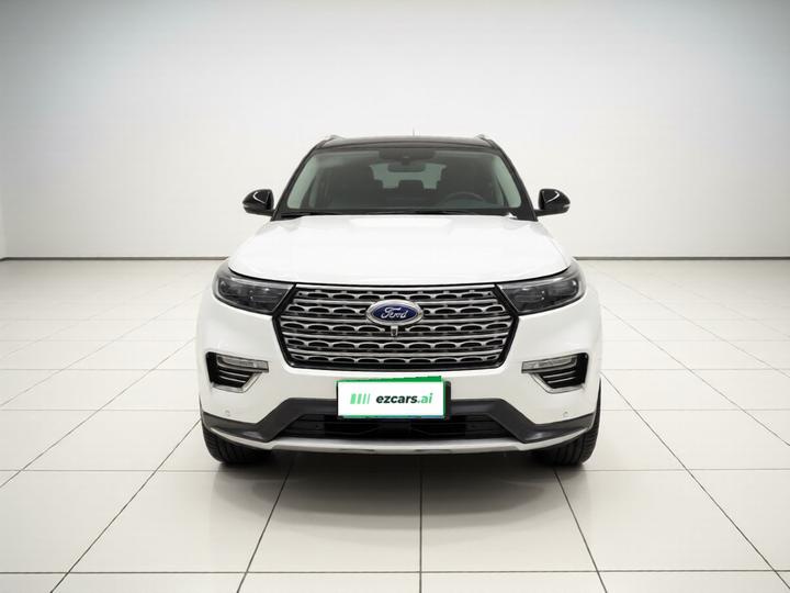 Explorer 2020 EcoBoost 285 AWD Titanium 7-Seater photo 2