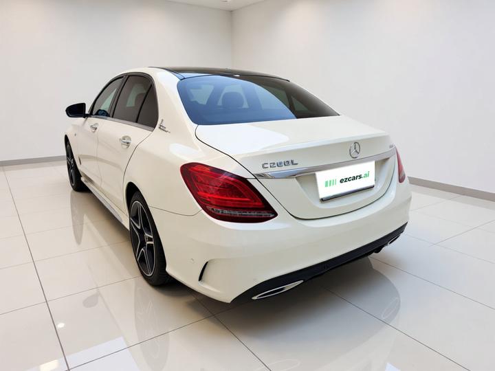 C-Class 2021 C 260 L Sport Starlight Edition photo 4