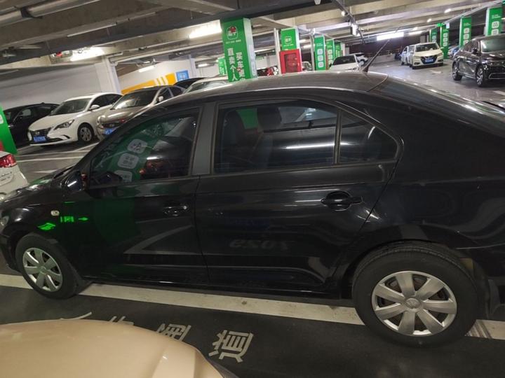 Santana 2015 1.6L MT photo 3
