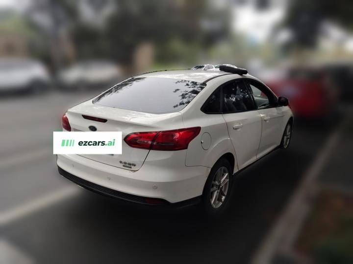 Focus 2015 Sedan EcoBoost 125 AT photo 6