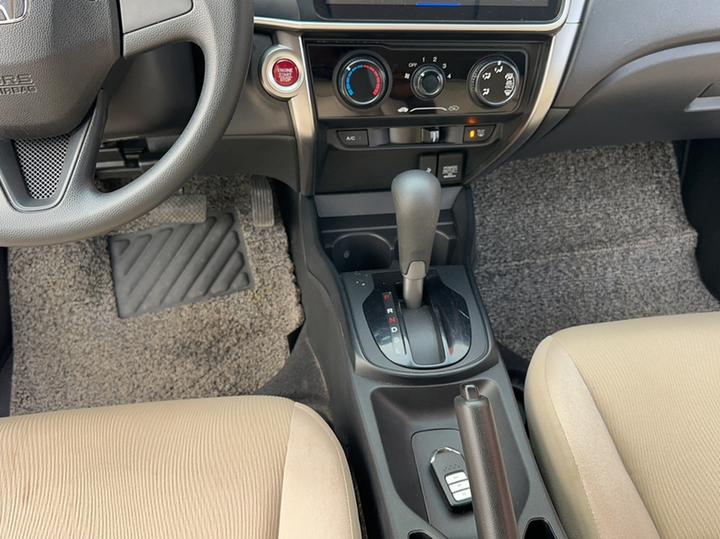 2017 1.5L CVT Elite photo 7