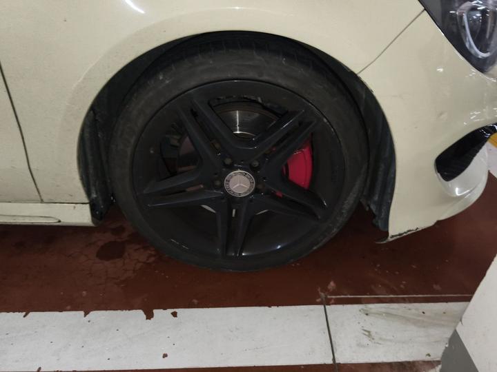 CLA 2014 CLA 260 4MATIC photo 8
