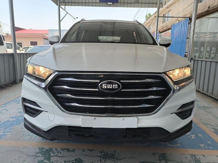 SWM G01 2021 2.0L MT photo 2