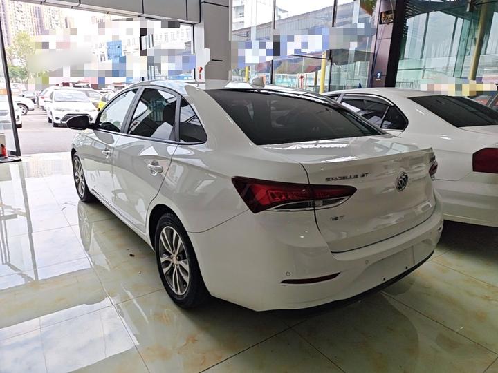 Excelle 2019 18T AT Elite China VI photo 4