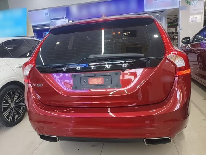 V60 2015 T5 photo 3
