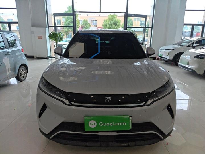 Yuan UP 2025 ADAS 401KM Leading photo 2