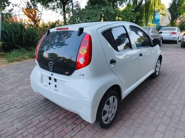 F0 2015 1.0L AMT photo 4