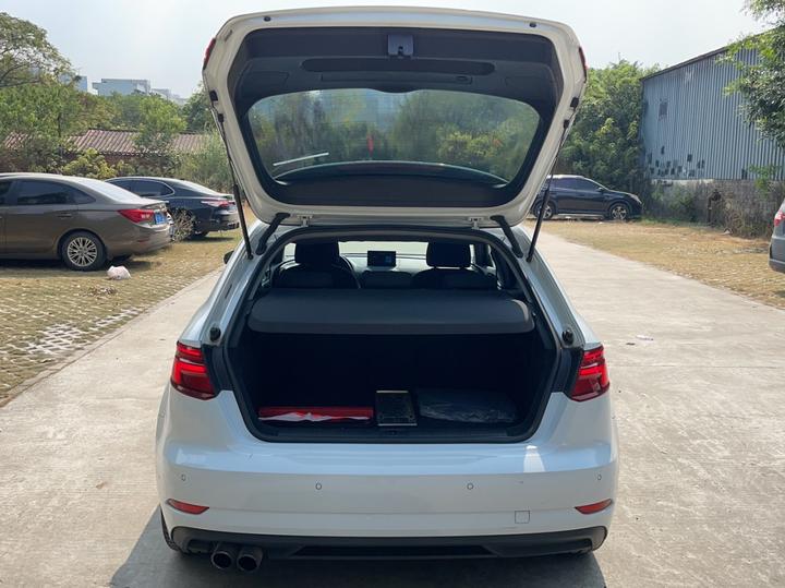 A3 2018 30 Anniversary Sportback 35 TFSI Progressive photo 8