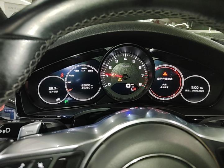 2018 Cayenne 3.0T photo 7