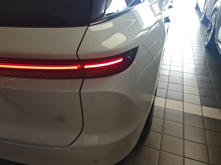 Li Auto i6 2025 AWD Standard photo 7
