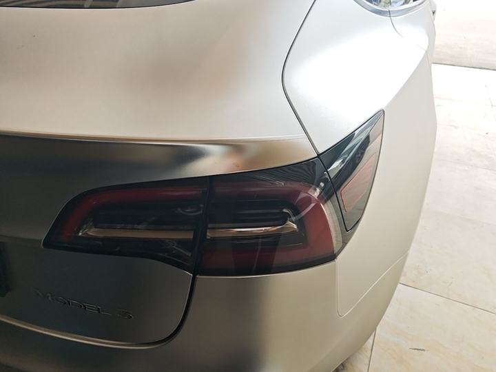 Model 3 2022 RWD photo 3