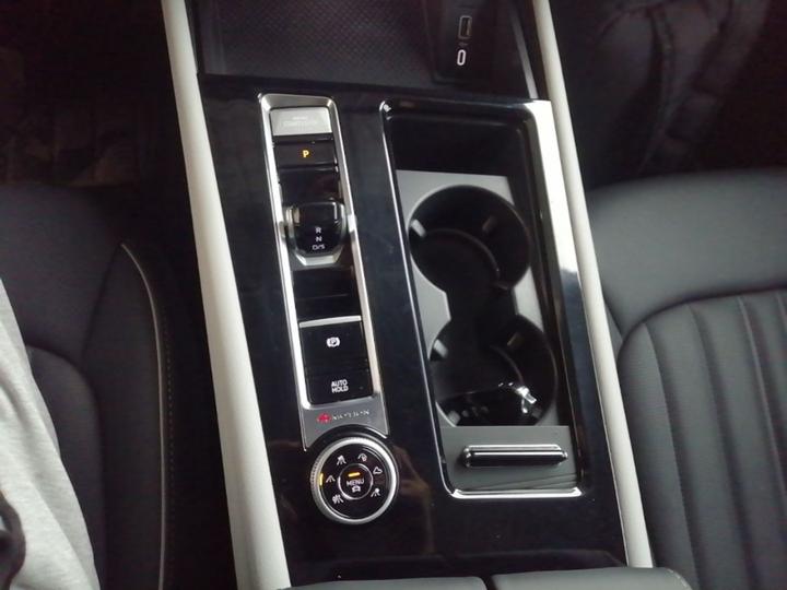 Teramont 2023 380TSI AWD Luxury photo 5
