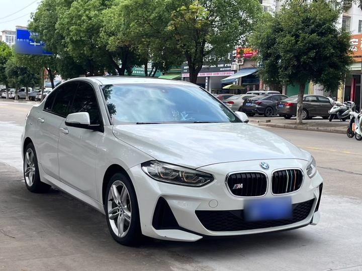 1 Series 2019 118i M Sport Package photo 3