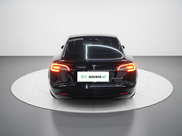 Model 3 2022 RWD photo 5