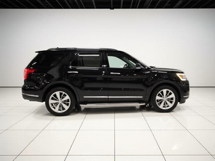 Explorer Imported 2018 3.5T Elite photo 3