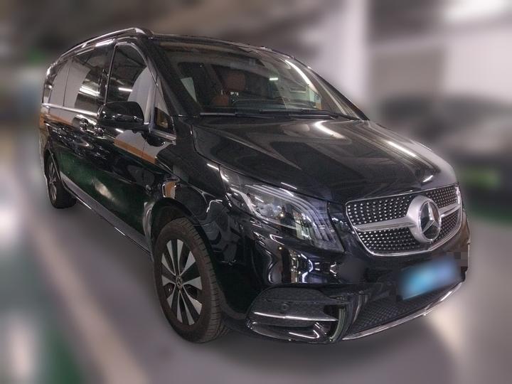 Vito 2023 2.0T Business 7-Seater photo 3