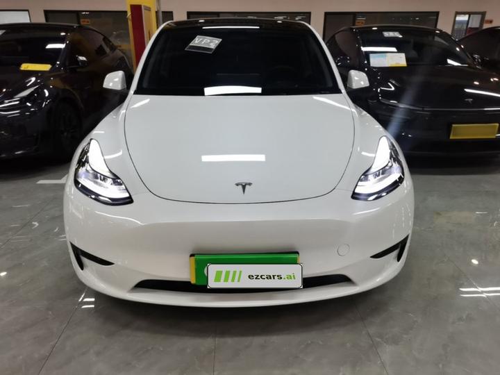 Model Y 2024 RWD photo 2