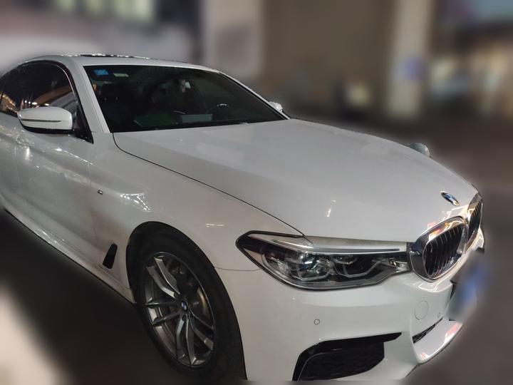 5 Series Imported 2020 525i M Sport Package photo 3
