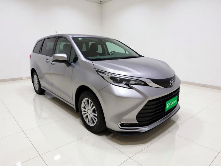 Sienna 2021 2.5L Hybrid Comfort photo 3