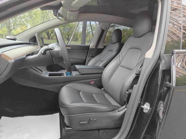 Model Y 2021 Long Range AWD 3D7 photo 7