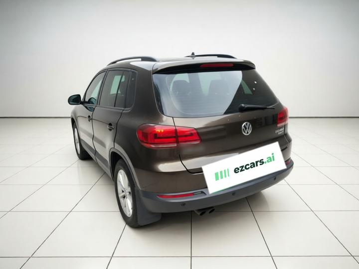 Tiguan 2015 1.8TSI AT RWD Comfort photo 4