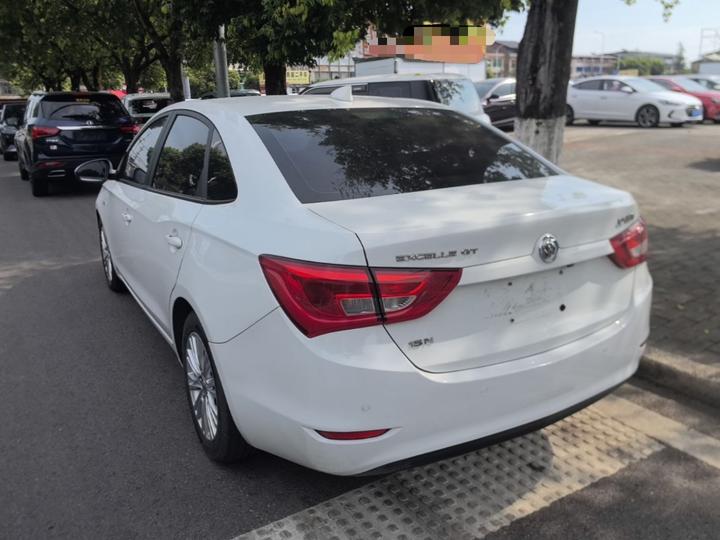 Excelle 2016 15N AT Luxury photo 4