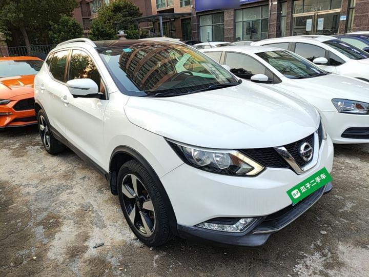 Qashqai 2016 2.0L CVT Luxury photo 3