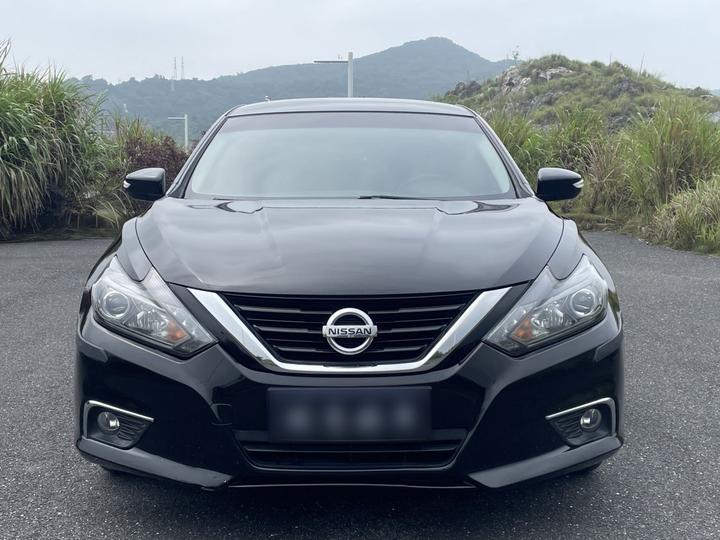 Teana 2016 Facelift 2.0L XL Comfort photo 2
