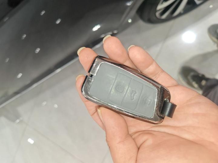 Passat 2025 380TSI photo 8