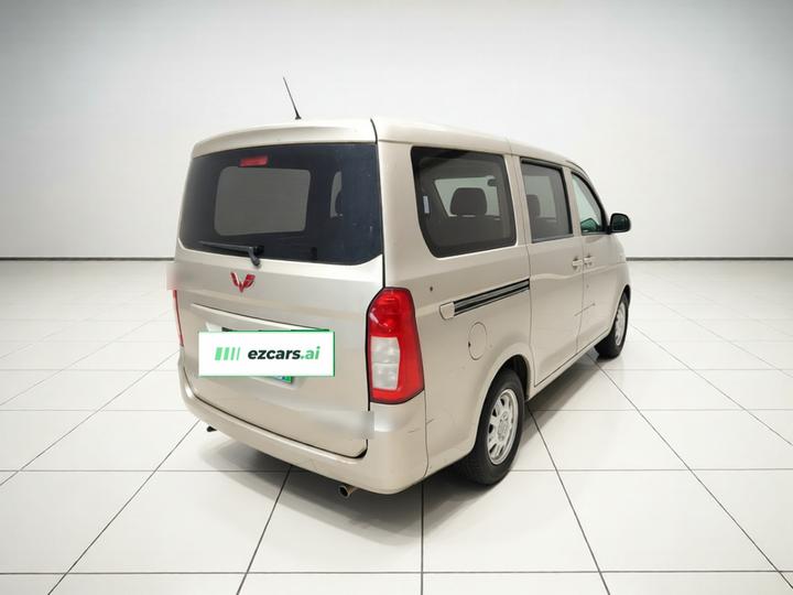 Wuling Rongguang V 2015 1.2L photo 6