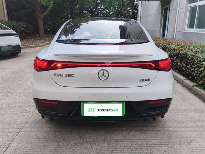 EQE 2022 350 Luxury photo 5