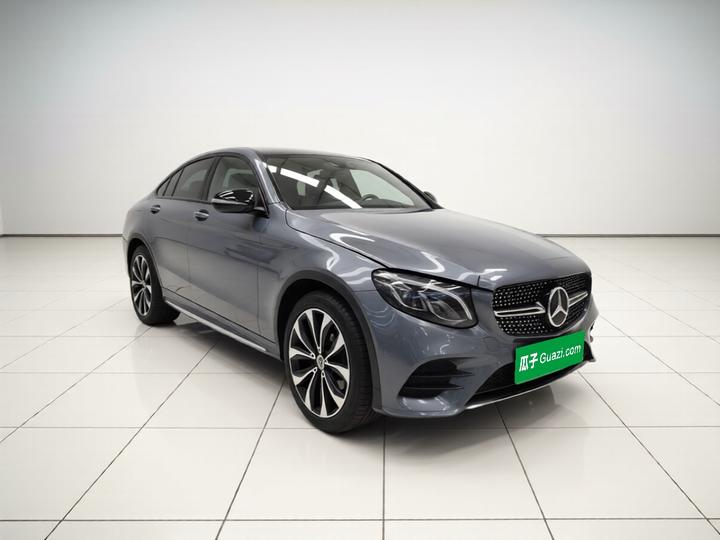GLC Coupe 2019 GLC 260 4MATIC Coupe SUV photo 3
